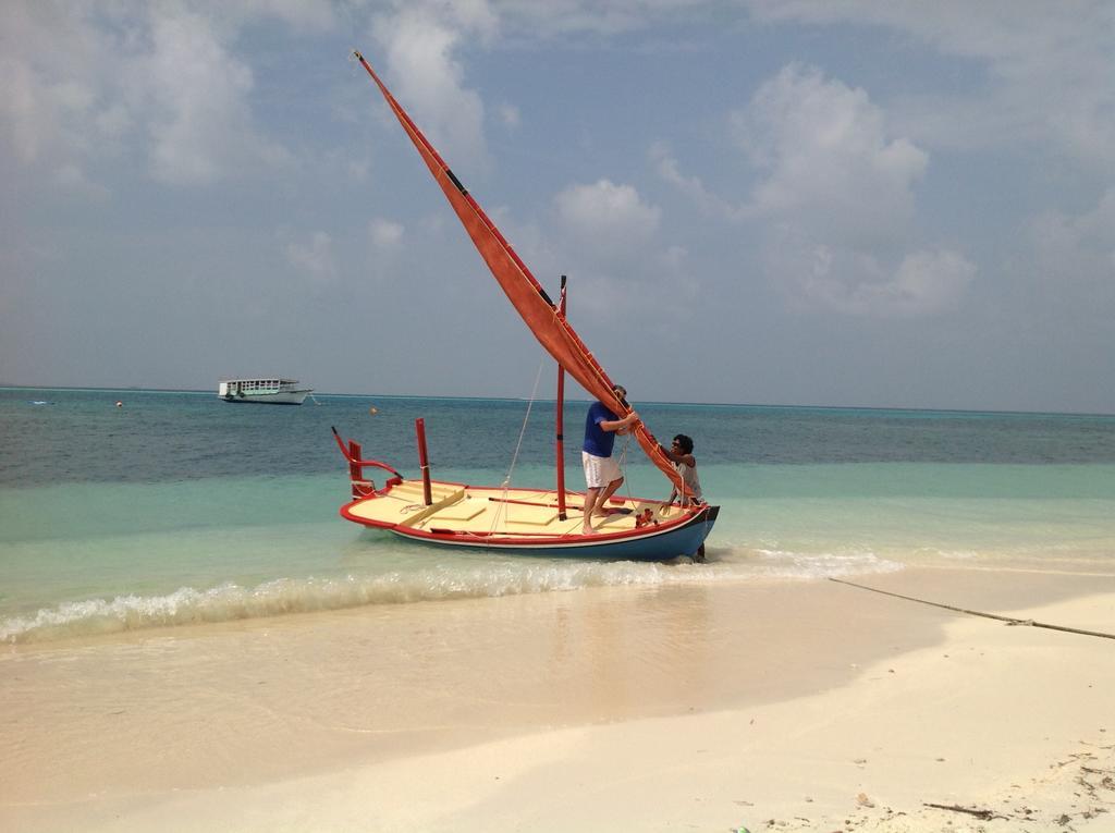 Ariston Dhangethi Inn Exterior photo