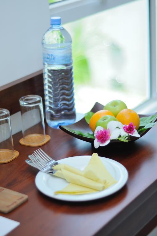 Ariston Dhangethi Inn Exterior photo