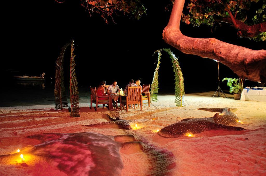 Ariston Dhangethi Inn Exterior photo