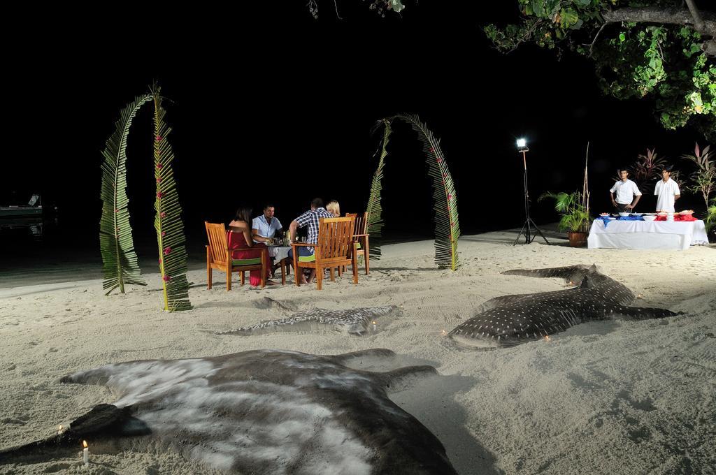 Ariston Dhangethi Inn Exterior photo