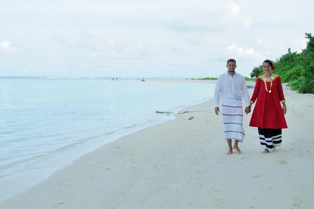 Ariston Dhangethi Inn Exterior photo