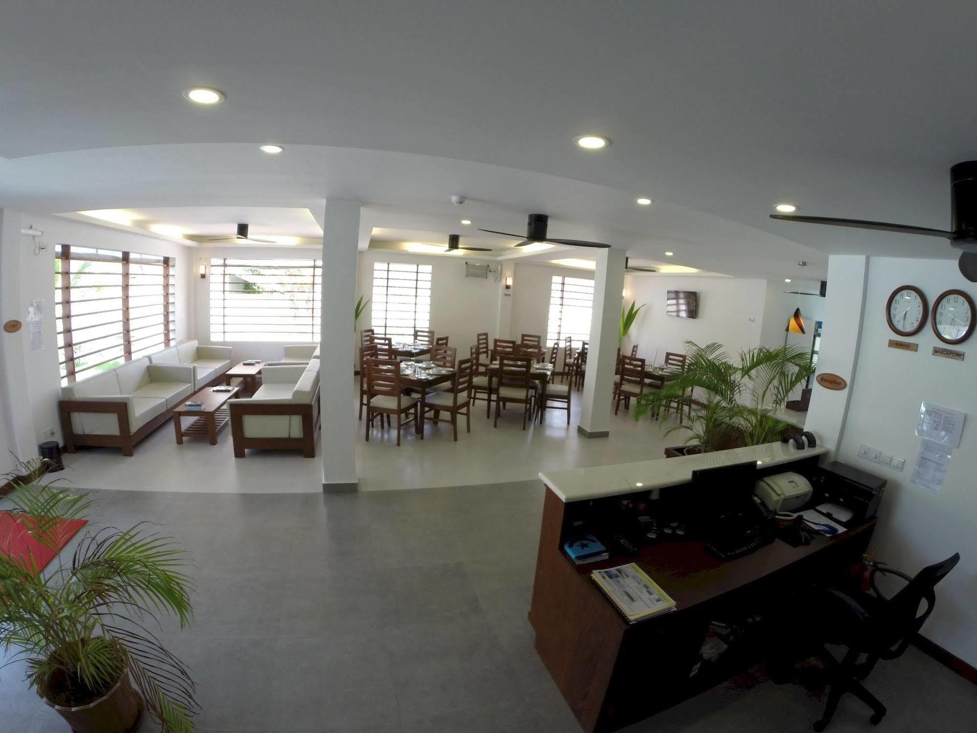 Ariston Dhangethi Inn Exterior photo