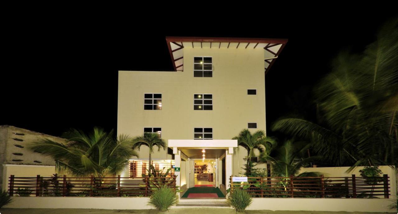 Ariston Dhangethi Inn Exterior photo